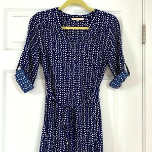 Blue & White Button-down dress with belt and sleeve detail